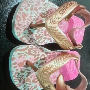 Havaianas Toddler Girls size 4